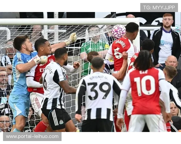 阿森纳防线失误，凯恩抢断扳平比分